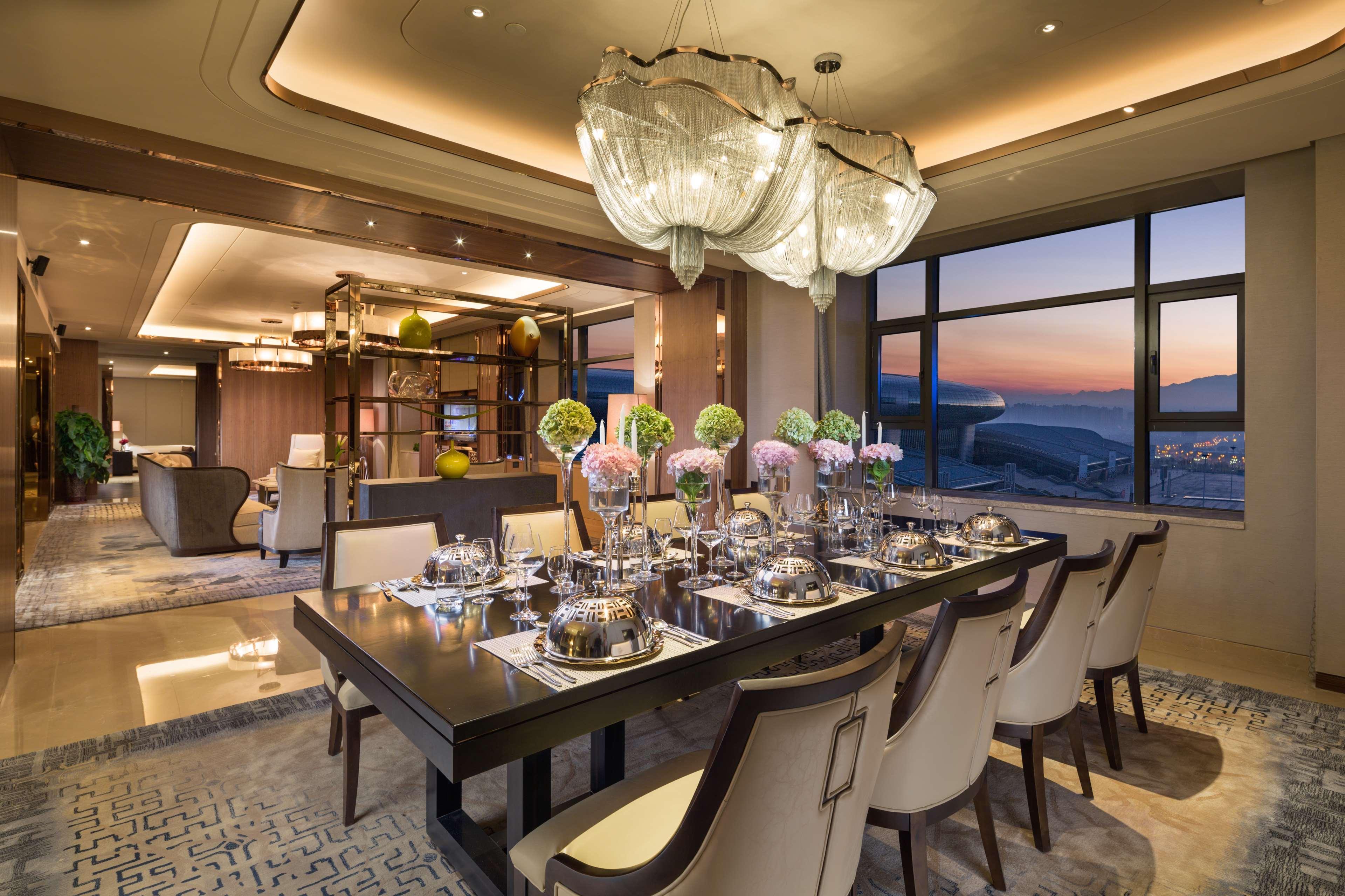 Hilton Урумчі Екстер'єр фото