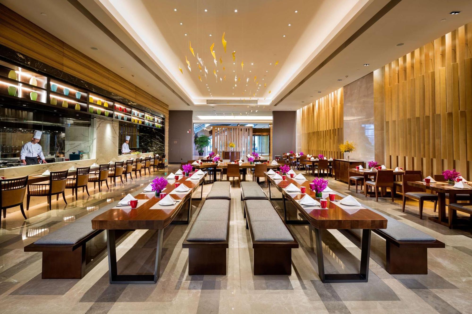 Hilton Урумчі Екстер'єр фото