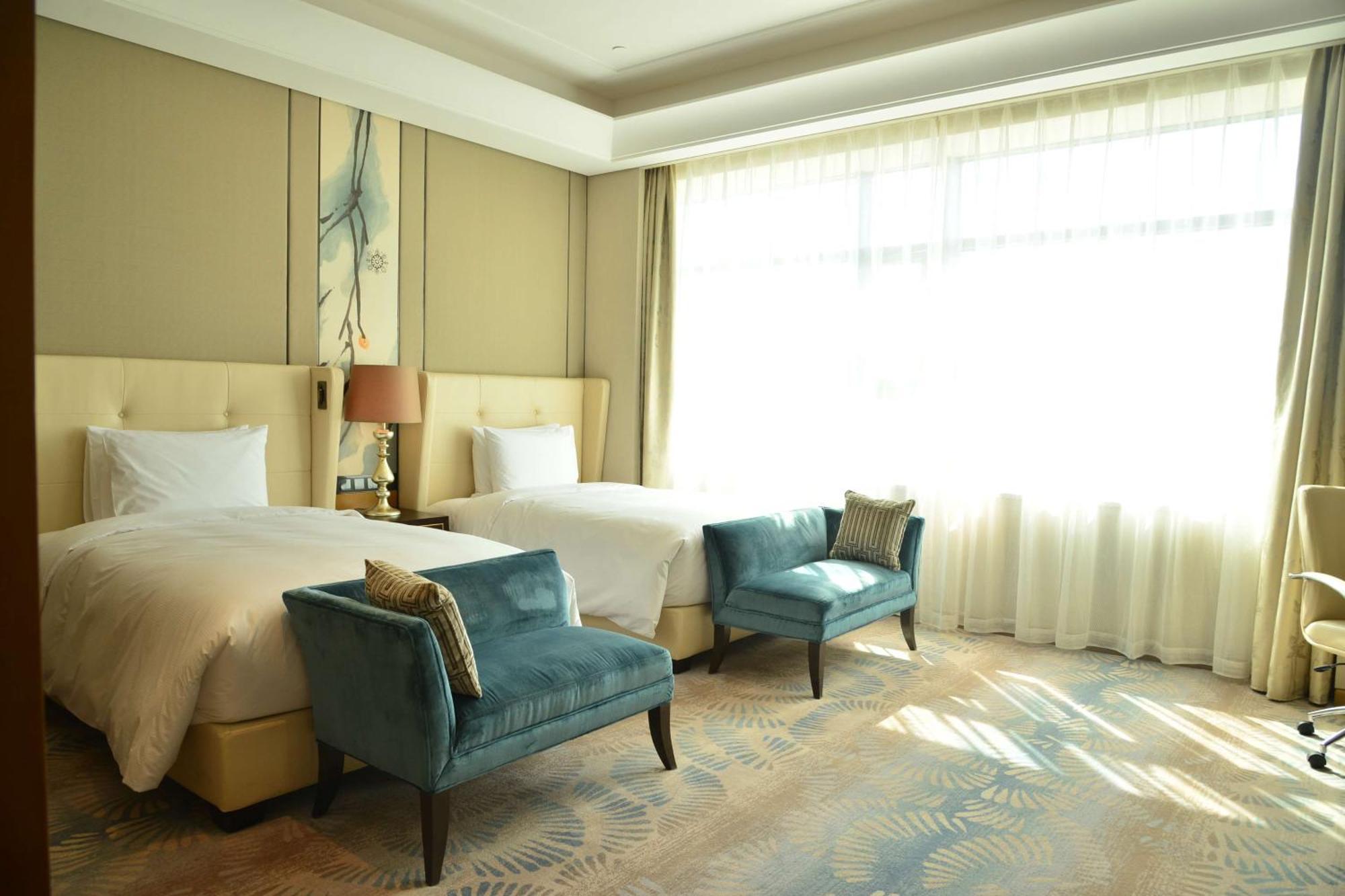 Hilton Урумчі Екстер'єр фото