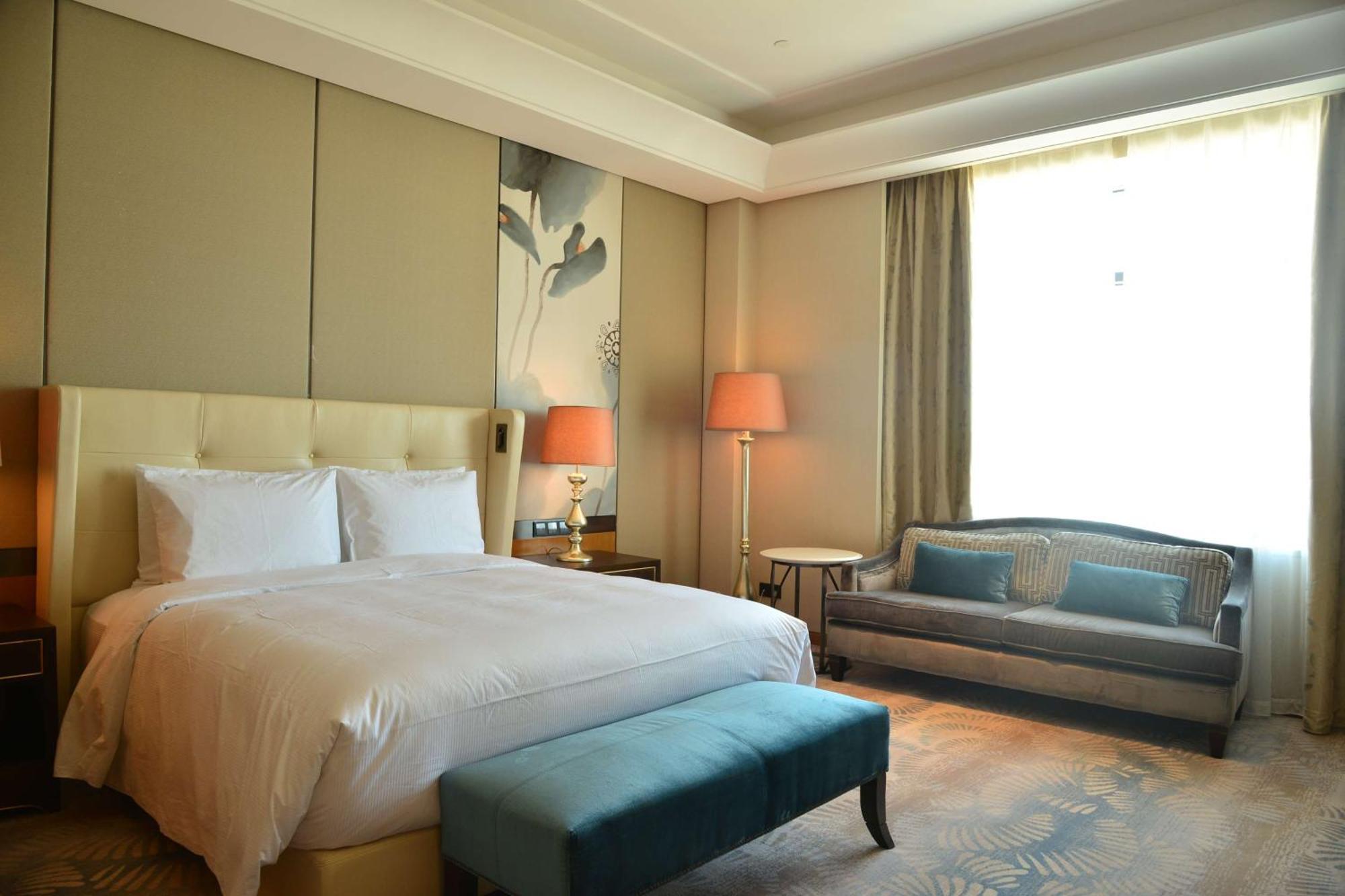 Hilton Урумчі Екстер'єр фото